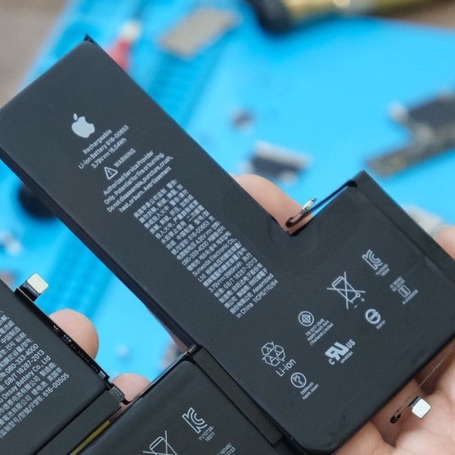 手机维修商对iphone 11 pro max进行了检测,包括机身内部以及电池容量