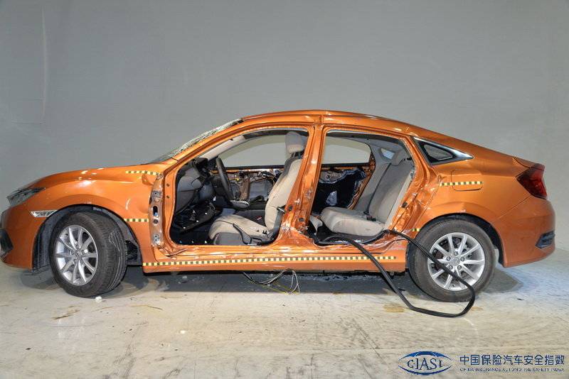 「虎嗅APP」国产车的死亡陷阱