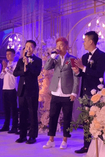 陈羽凡接婚礼商演，土味造型抢镜，清唱《最美》气氛尴尬