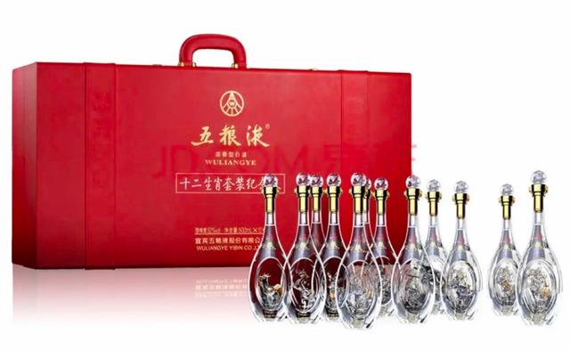 高价白酒盘点,几十万一瓶真的不是开玩笑吗?