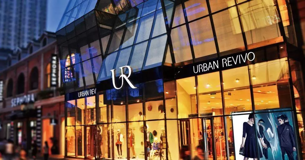 新加坡生活｜UR全球第五家品牌旗舰店亮相新加坡樟宜机场~__凤凰网