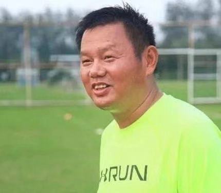 有受害者未满14岁！女足男主教练涉强制猥亵在镇江被公诉