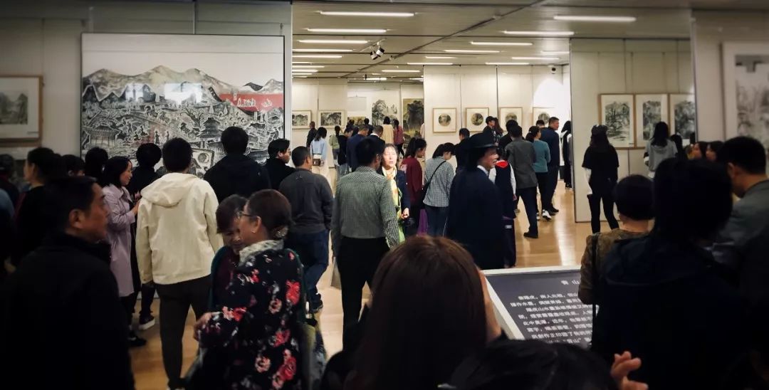 "青山行远—秦阳虎先生中国画作品展"在常德市文化馆隆重开幕__凤凰