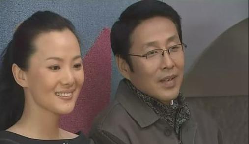 《小欢喜》里的她被赞最有中国老婆形象，年轻时也这么美！