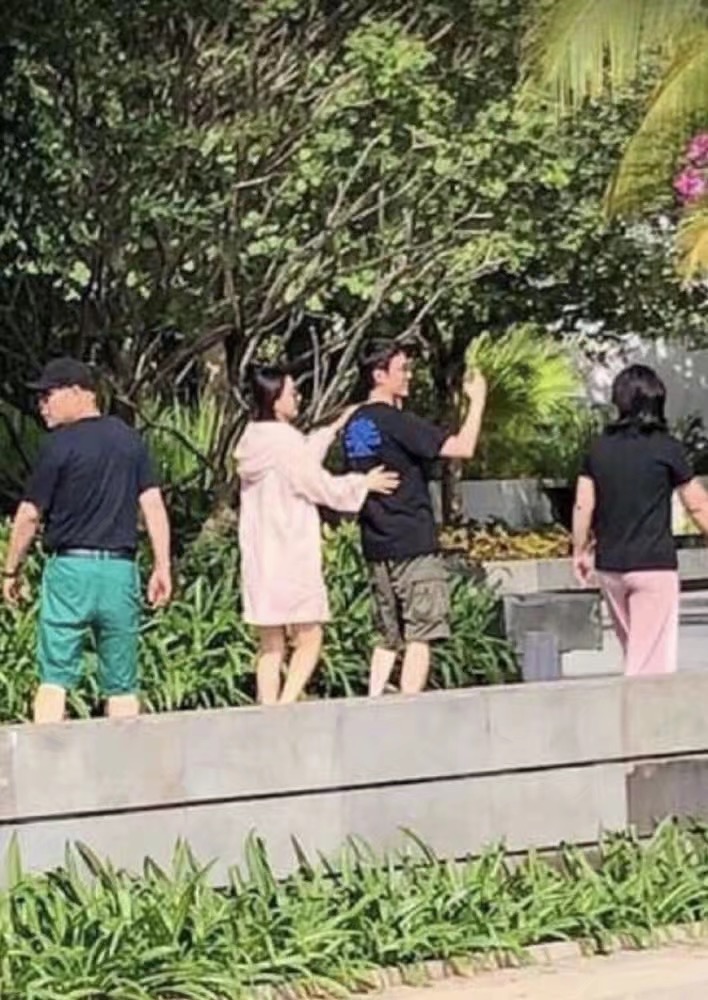 [熊猫娱乐]赵丽颖出演电视剧《有翡》女主，男主竟是小10岁王一博