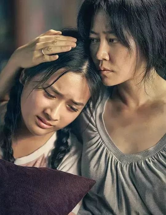 谢贤与张柏芝三子关系林志玲夫妇婚礼拥吻乾隆为什么那么