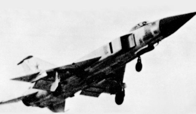 83年空难，苏联误把客机当成美国轰炸机击毁，乘客醒着下坠3分钟