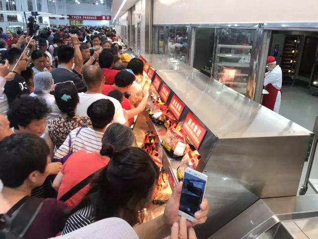 Costco开业!人从众!每一个抢到烤鸡都是人生赢家