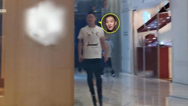 曹云金新恋情疑曝光！与新欢美女过七夕，疑已获曹母认可
