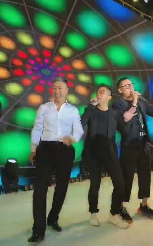 羽泉罕见合体!昔日兄弟同场不同框,海泉台上高歌羽凡台下显落寞