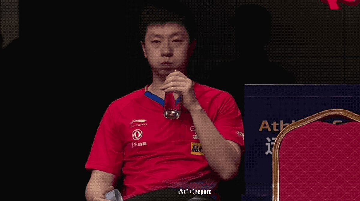 逗龙蟒大战马龙给自己当教练32休息龙队自言自语随后42拿下