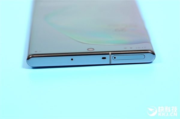四边超窄真机皇！三星Note 10+图赏
