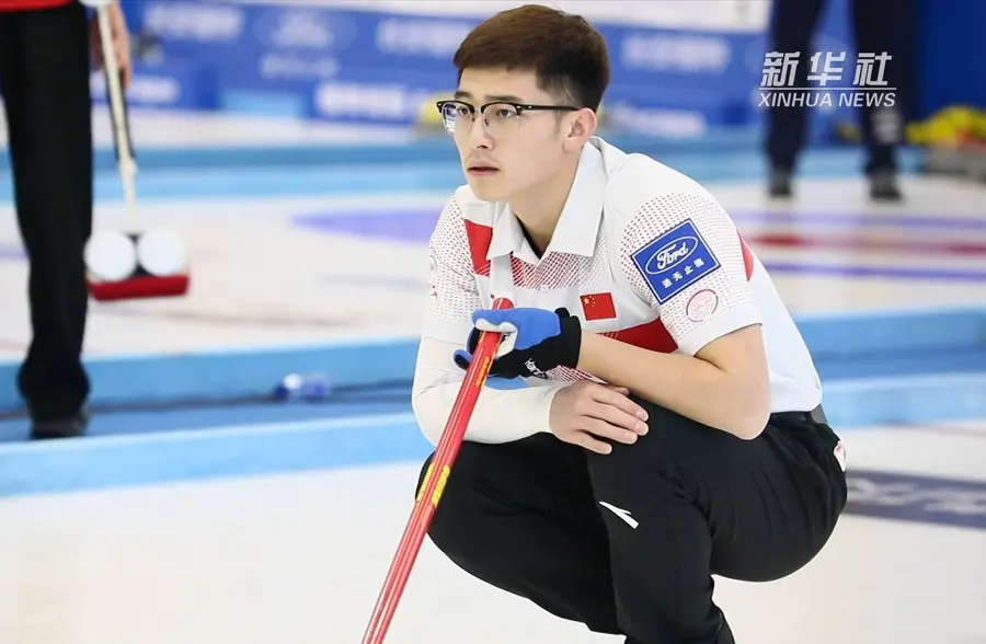 中国青海国际冰壶精英赛赛程过半 中国男队渐入佳境
