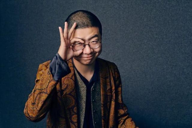 【首席人物观】谎称佛系的李诞，从来没离开过名利场