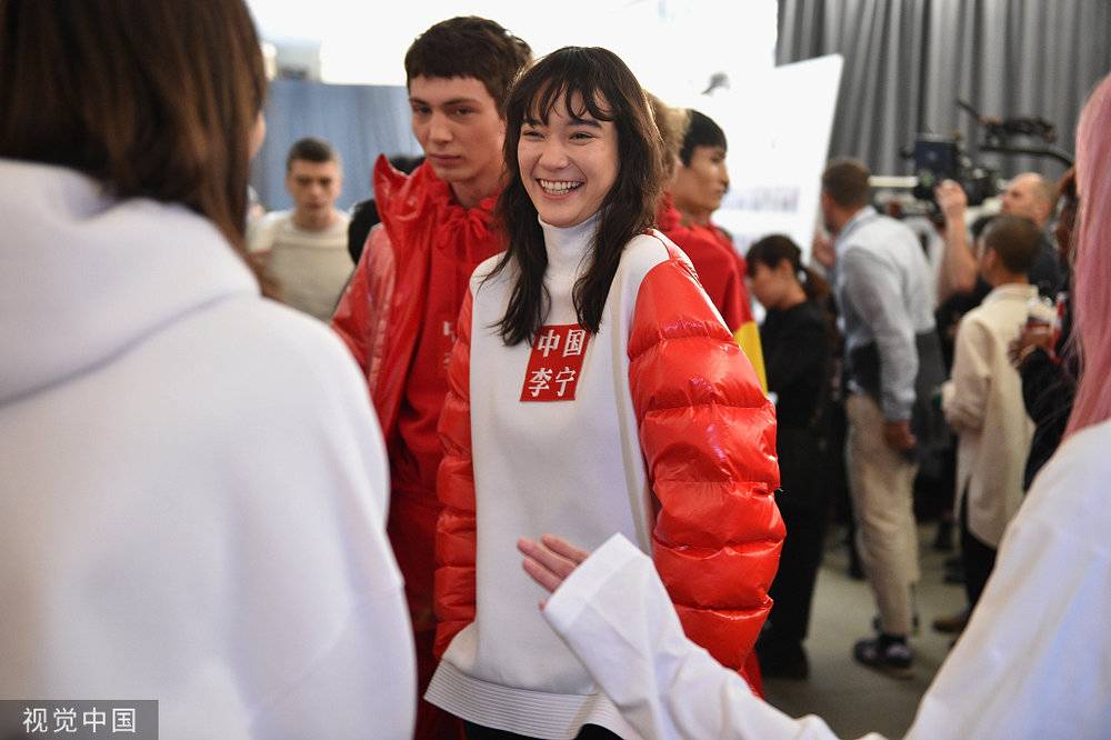 李宁放手李宁