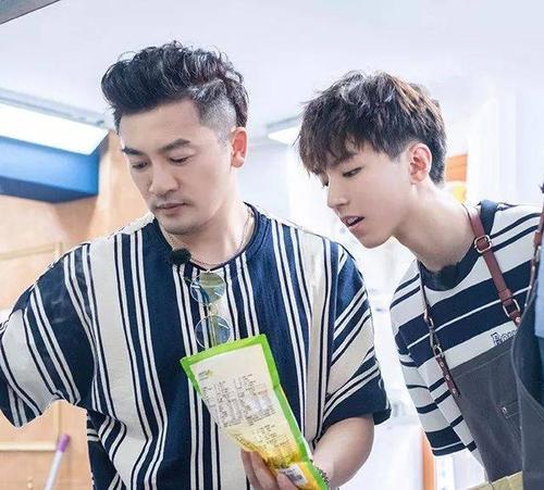 「肥罗大电影」苏有朋回应杨紫落选《左耳》，他还不算《中餐厅》的情商王者？