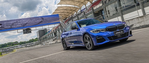 更豪华、更科技、也更想要,体验全新BMW3系325Li