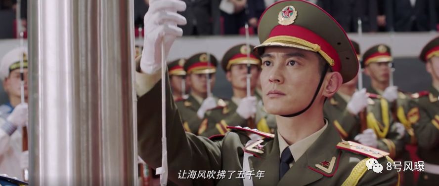又一演员喜提百亿总票房!鲜肉们关上的流量电影大门,被中年演技男团打开了?
