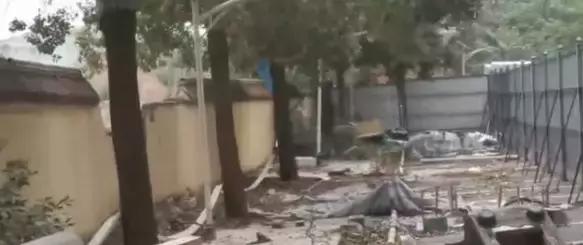 小区地塌50米、墙裂缝可塞指头!长沙这个小区业主有家不敢住