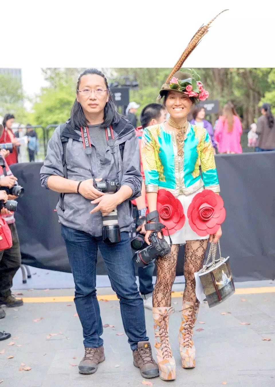 与鸡毛姐同时走红的还有马当路钟丽缇和她的姐妹新天地徐濠萦,当然你