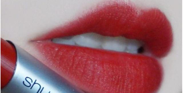 黄皮口红功课!5款当家色号,好看到心醉,盲选不踩雷