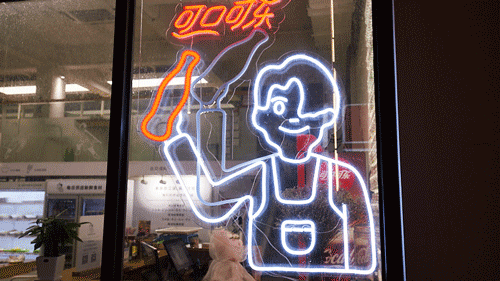 可口可乐×寻饮百店第②期!朱一龙粉丝五折豪吃召集令