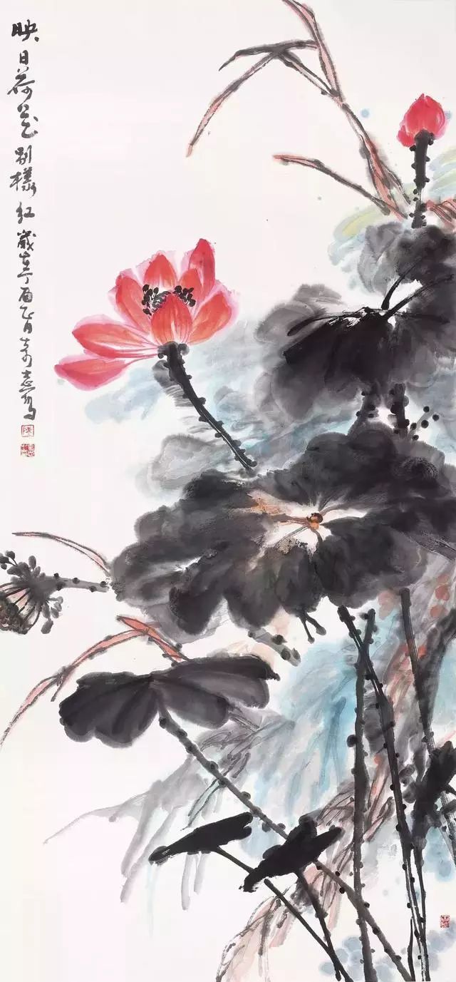 自幼受父艺术熏陶,后师承陈师苏,唐明生,宋国琦老师,私淑岭南画派