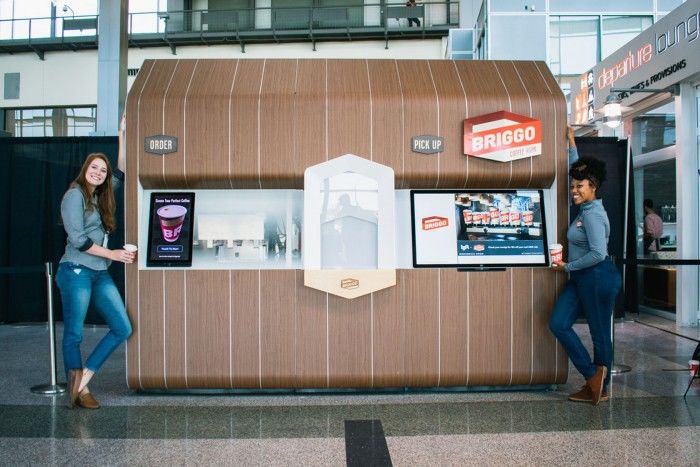 富士康在威斯康辛州宣布首款产品：机场咖啡机器人