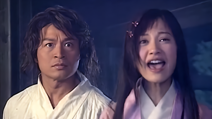 魔界之龙珠:老头一发病就吸人血,吸完就跑出去躲起来,太吓人了