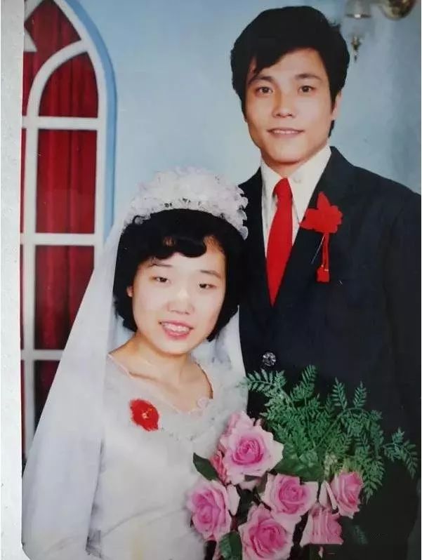 老照片:70年代结婚照,80年代结婚照,90年代结婚照