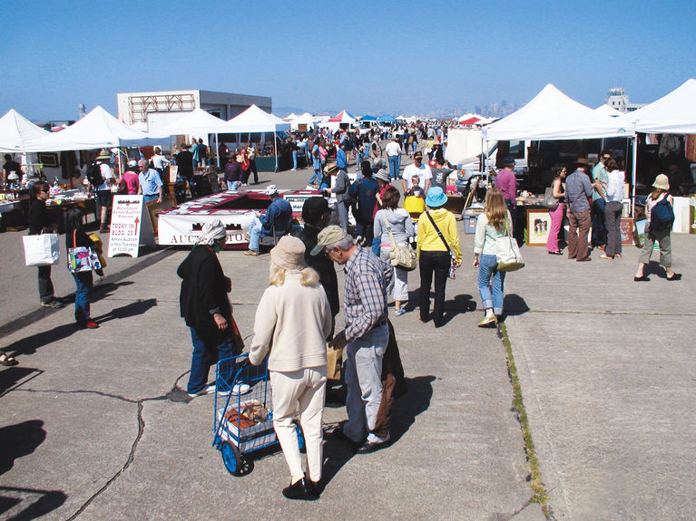 北加州某古玩集市