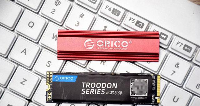 性能远超过SATA,ORICO 迅龙V500 M.2 NVMe固态硬盘装机实测
