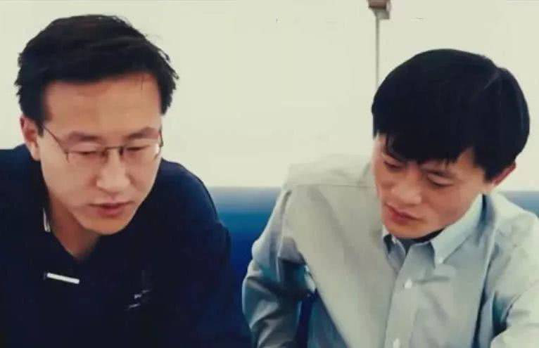 马云要退休了，那当年和他一起创业的“十八罗汉”最后都去哪了？