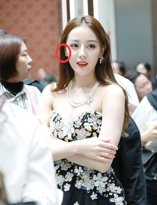 「一床情书」比起管虎跟马伊琍同台，更尴尬的是杨幂四位绯闻男友都来了金鸡奖