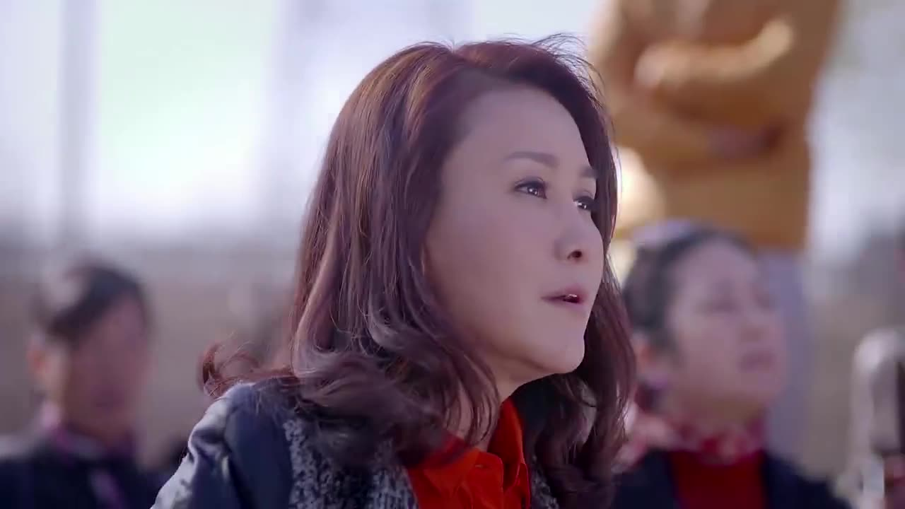 急诊室故事:油罐车飙高速，女司机刚吐槽完，谁知下秒意外发生了