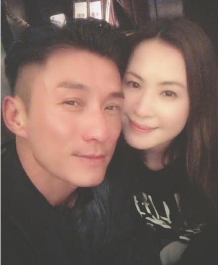 遭赌王千金何超云狠甩后，43岁TVB男星再婚迎娶圈外女友