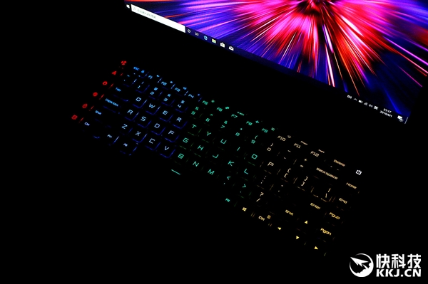 顶配i7+144Hz！小米游戏本2019款图赏