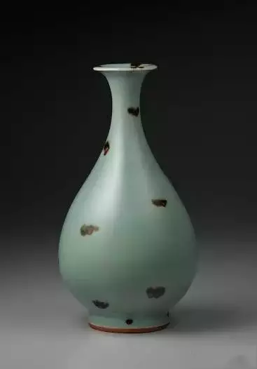 骨董品 中国古磁 定窯 白釉 玉壺春 酒瓶 花瓶 美品 宋定窯白瓷劃 骨董品 中国古磁 定窯 白釉 玉壺春 酒瓶 花瓶 美品 宋定窯白瓷劃