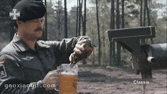 军事搞笑合集:给大家介绍下,这是我的新坐骑