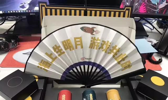 我把朋友圈翻烂了，找齐了那些别人家的月饼…