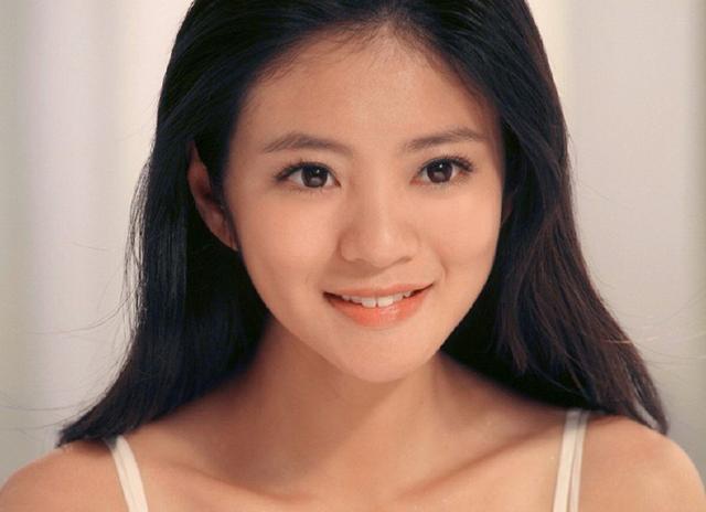 安以轩.早期认识安以轩是在10年前的《仙剑1》,可爱刁蛮任性.