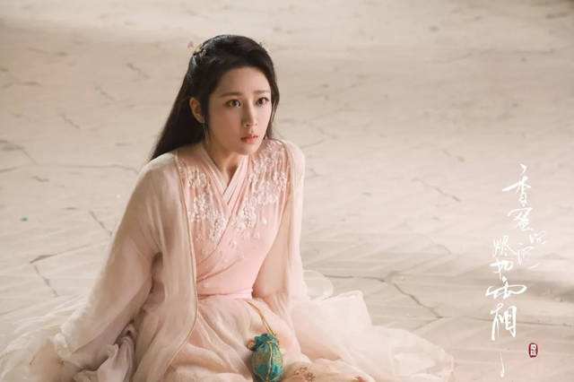 [我说影视你说赞]翻车了？杨紫新剧扮霸道女总裁，造型却被吐槽很出戏