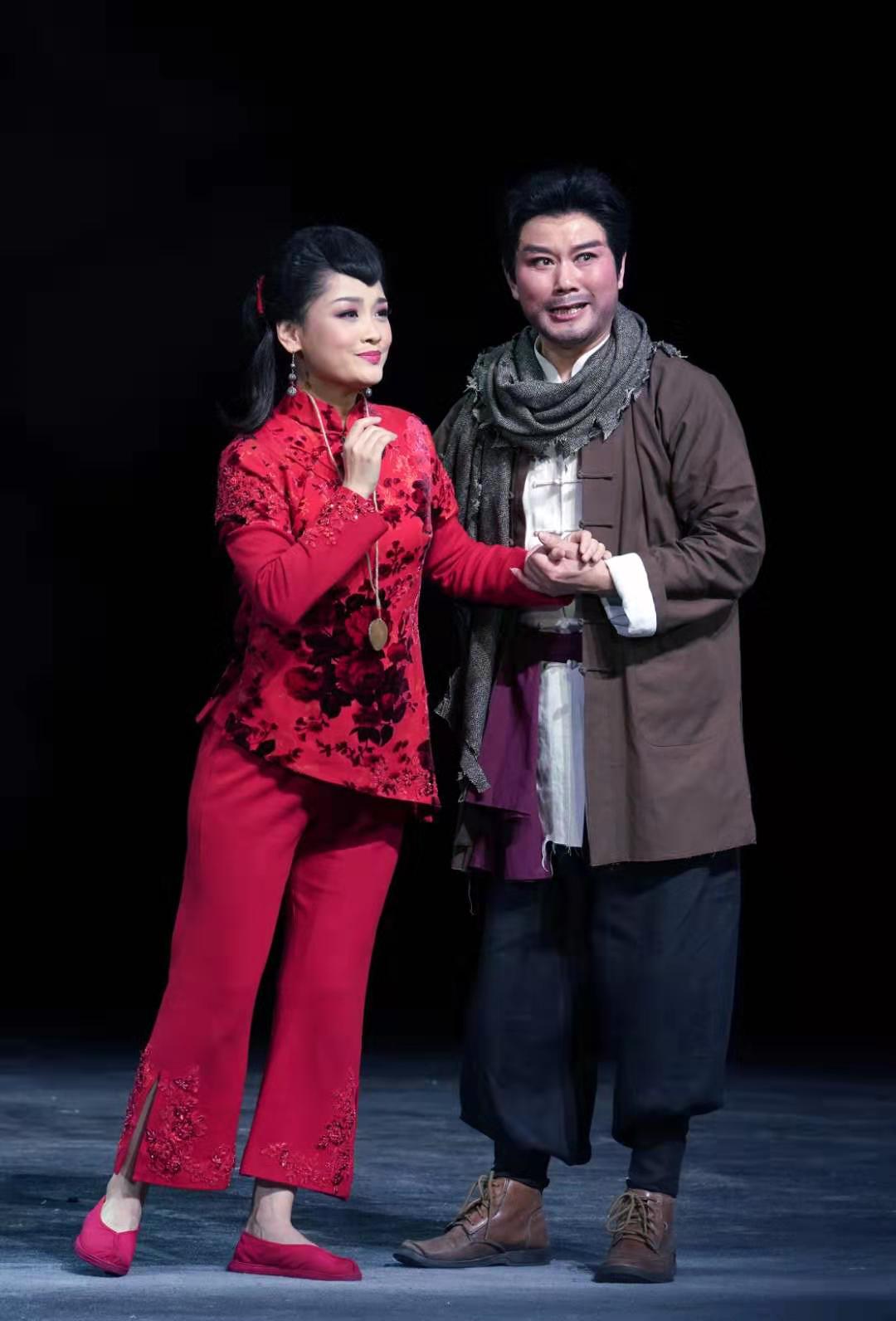 沪剧名家陈苏萍和长宁沪剧团:70年建团史,40年相伴时光