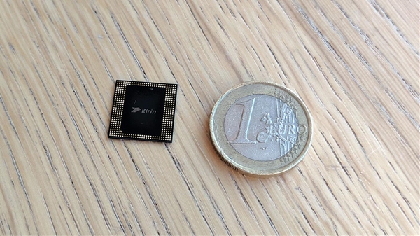 这就是麒麟990真身：7nm+ EUV工艺融合103亿晶体管