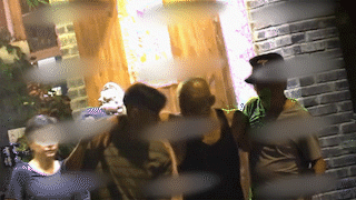 乔振宇景岗山携妻夜宴斗酒，双双喝烂醉被人扶走