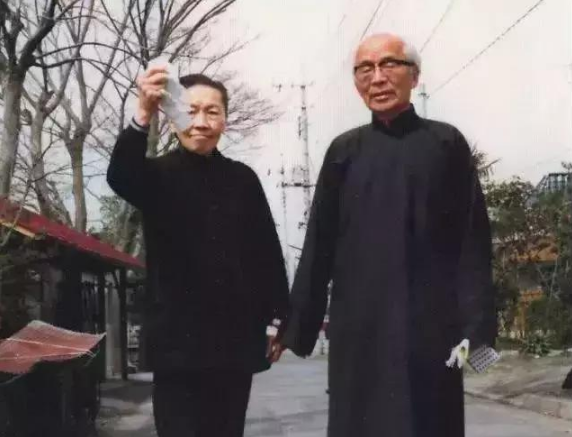 点击图片看原样大小图片