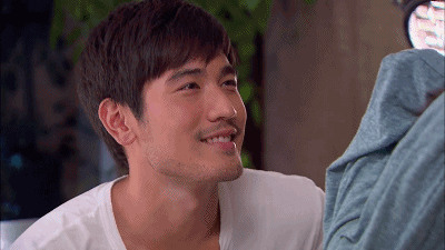 明星 正文  这位非常有辨识度的型男帅哥,1984年出生在台北,温哥华