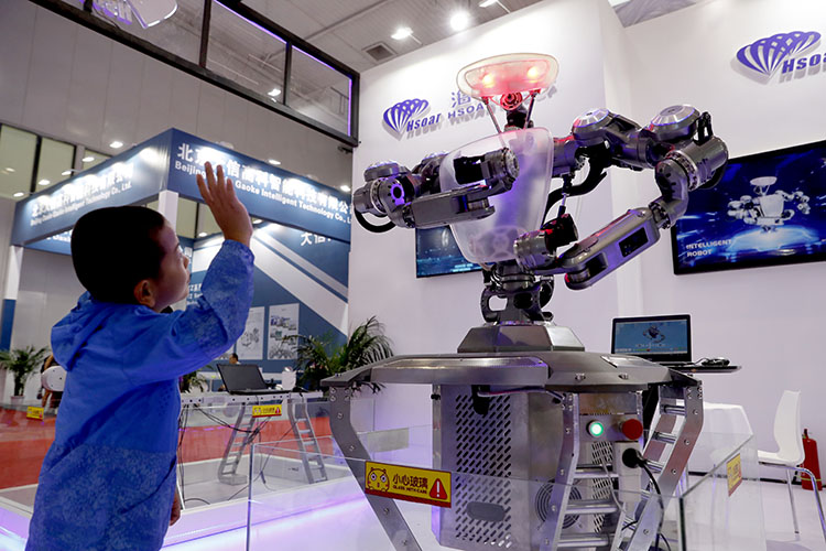 无所不能的机器人 2019世界机器人大会在京开幕