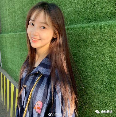 吴亦凡的女友是心机女上位？好好的一口甜瓜，12小时就变成了毒奶