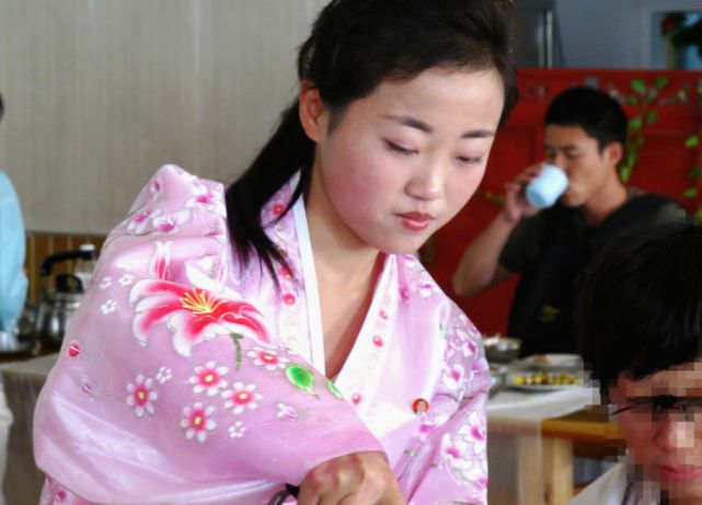 朝鲜旅游经历:朝鲜妹子清纯漂亮,让人心动